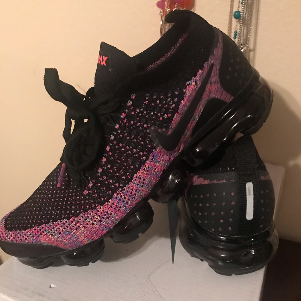 Nike Air Vapormax Flyknit, Sz 7